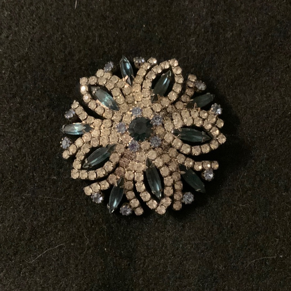 Vintage Brooch with blue crystals